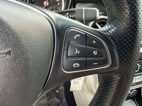 Used 2019 Mercedes-Benz GLA 250 image 34