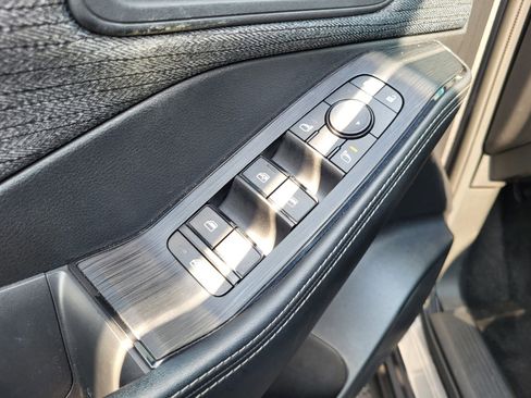 Used 2023 Nissan Rogue SV FWD image 20