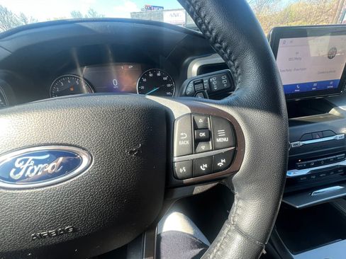 Used 2020 Ford Explorer XLT AWD/4WD image 22