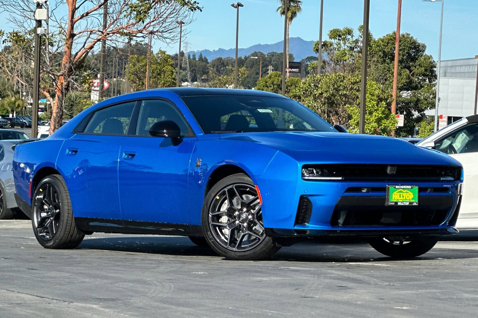 New 2026 Dodge Charger Scat Pack w/ Blacktop Package AWD/4WD image 2