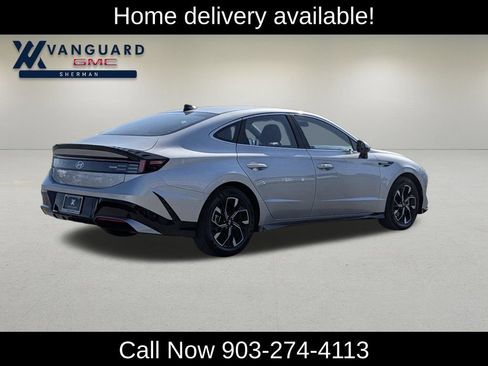 Used 2025 Hyundai Sonata SEL FWD image 10