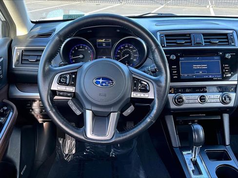 Used 2017 Subaru Outback 3.6R Touring w/ Popular Package #5A image 5