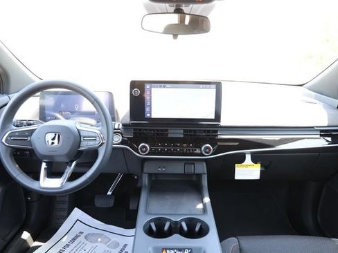 New 2026 Honda Prologue EX image 25