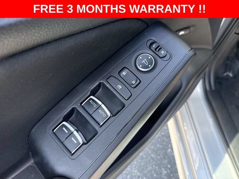 Used 2022 Honda Civic Sport image 12