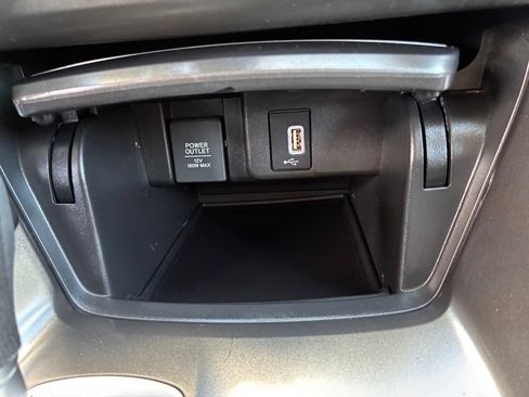 Used 2018 Honda Accord LX image 30