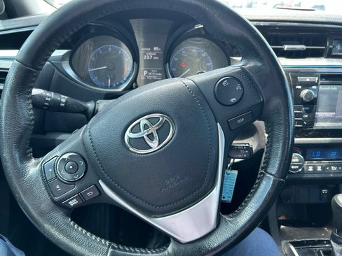 Used 2016 Toyota Corolla S FWD image 12