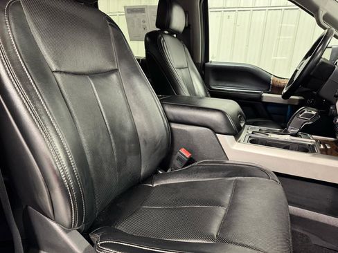 Used 2018 Ford F150 Lariat w/ Trailer Tow Package image 14