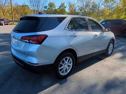 Used 2022 Chevrolet Equinox LT image 8