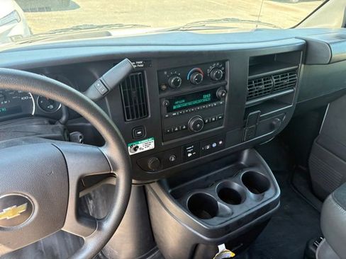 Used 2024 Chevrolet Express 2500 w/ Driver Convenience Package RWD image 31