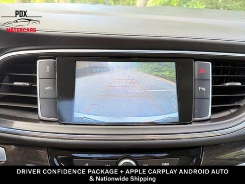 Used 2019 Buick Enclave Essence AWD/4WD image 21