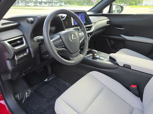 Used 2025 Lexus UX 300h FWD w/ Accessory Package (Z1) image 24