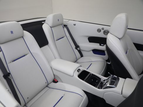 Certified 2017 Rolls-Royce Dawn image 35