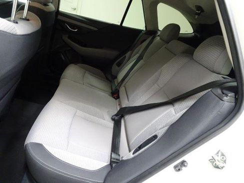 Used 2020 Subaru Outback Premium image 32