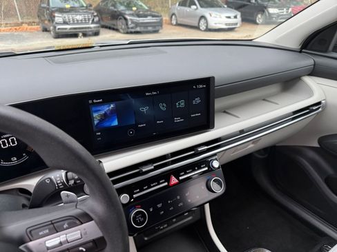 Used 2025 Hyundai Tucson Blue image 21