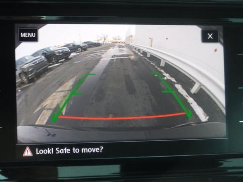 Used 2020 Volkswagen Passat 2.0T R-Line image 26