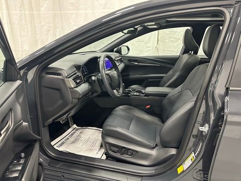 Used 2025 Toyota Camry XSE image 10