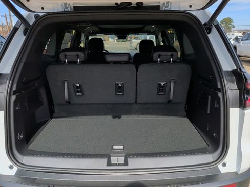 New 2026 GMC Acadia Elevation w/ Black Edition FWD image 42