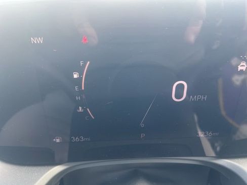 Used 2025 Buick Encore GX Preferred w/ Comfort Package image 9