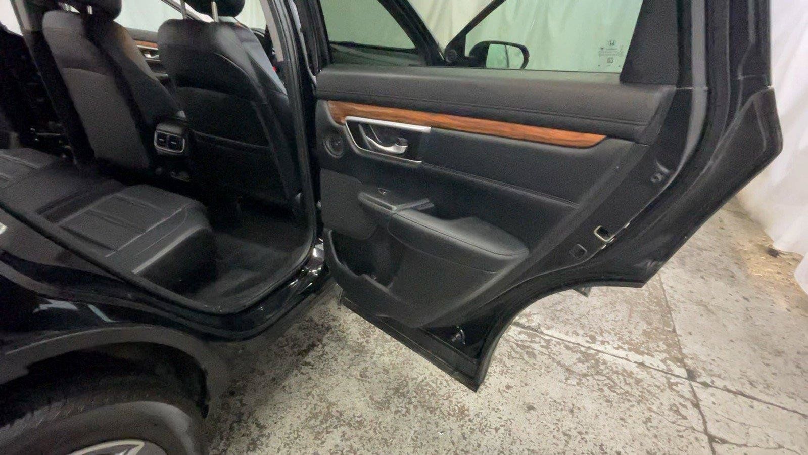 Used 2021 Honda CR-V Touring image 23