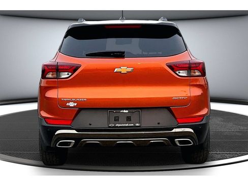 Used 2023 Chevrolet TrailBlazer ACTIV w/ Convenience Package FWD image 6