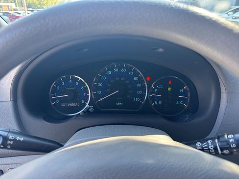 Used 2007 Toyota Sienna CE image 3