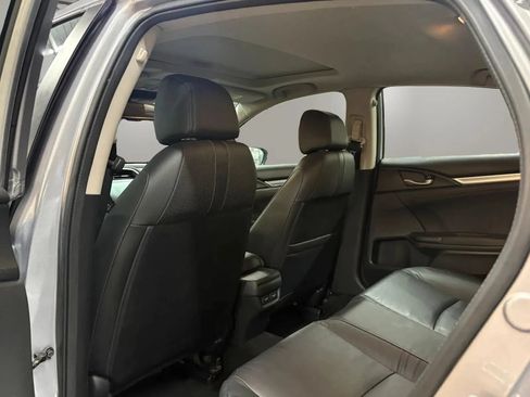 Used 2016 Honda Civic Touring image 25