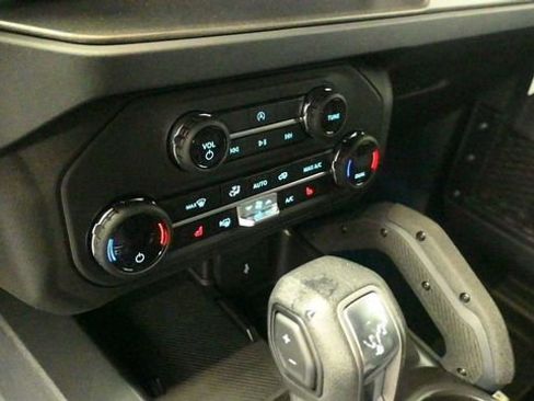 New 2026 Ford Bronco Big Bend w/ Black Diamond Package AWD/4WD image 17