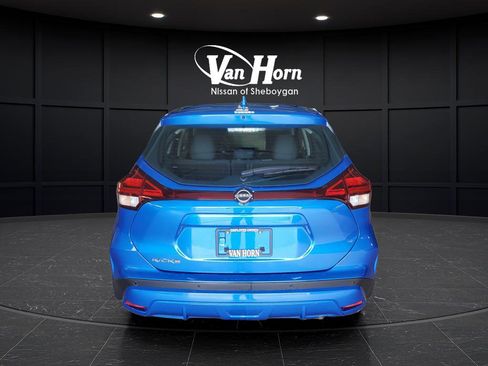 New 2025 Nissan Kicks Play S image 11