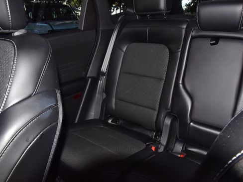 Used 2024 Ford Escape SE image 19