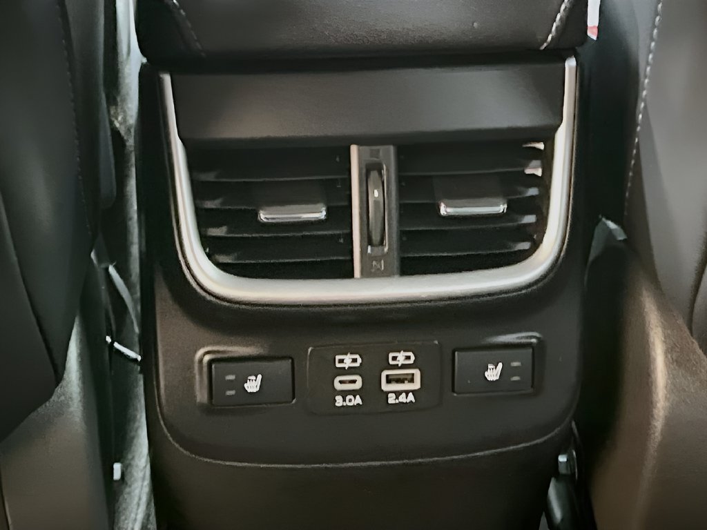 Used 2024 Subaru Outback Touring XT AWD/4WD image 27