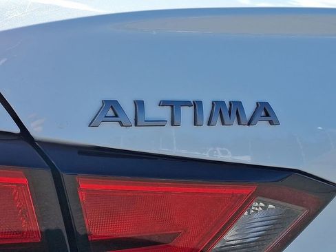 Used 2023 Nissan Altima 2.5 SR w/ SR Premium Package AWD/4WD image 30