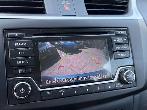 Used 2018 Nissan Sentra S image 18