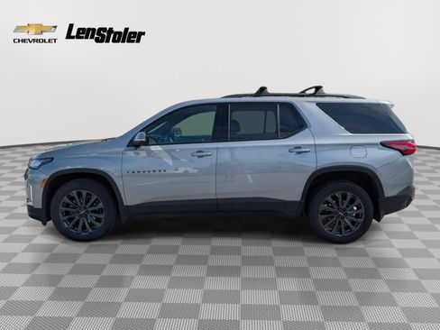 Used 2023 Chevrolet Traverse RS w/ LPO, Cargo Package AWD/4WD image 2