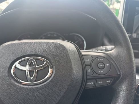Used 2024 Toyota RAV4 XLE w/ Convenience Package FWD image 16