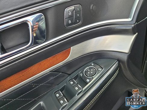 Used 2018 Ford Explorer Platinum AWD/4WD image 26