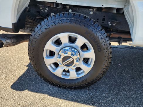 Used 2024 Ford F350 XLT image 13