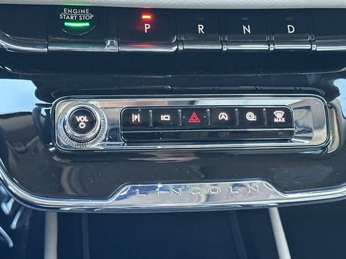 Used 2025 Lincoln Corsair FWD w/ Equipment Group 101A image 22