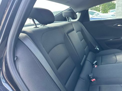 Used 2023 Chevrolet Malibu LT FWD image 29