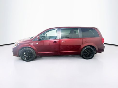 Used 2019 Dodge Grand Caravan GT FWD image 4