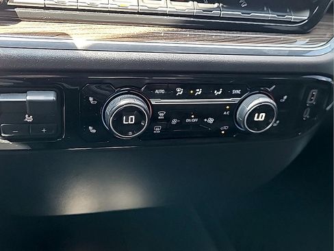 Used 2025 Chevrolet Silverado 3500 LT w/ All Star Edition AWD/4WD image 26