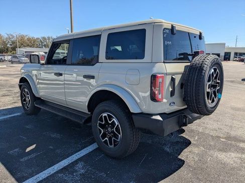 New 2026 Ford Bronco Outer Banks image 7