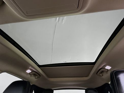 Used 2020 Ford Escape SE Sport image 27