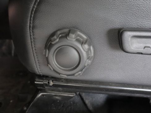 Used 2021 Jeep Wrangler Unlimited Sport AWD/4WD image 12