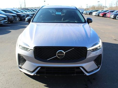 New 2026 Volvo XC60 B5 Plus w/ Protection Package Premier AWD/4WD image 8