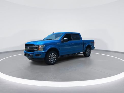 Used 2020 Ford F150 XLT w/ Equipment Group 302A Luxury AWD/4WD image 4
