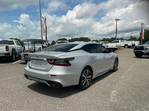 Used 2021 Nissan Maxima 3.5 SV w/ Floor Mat Group FWD image 7