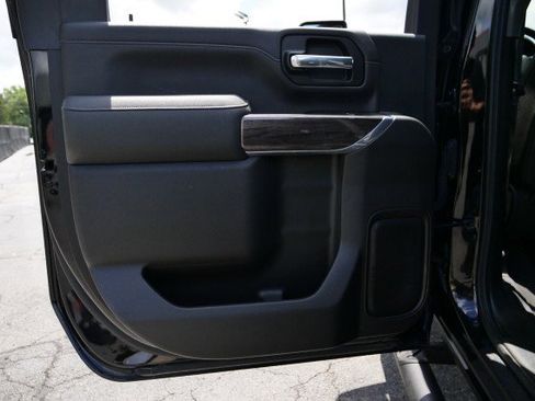Used 2022 Chevrolet Silverado 2500 LTZ w/ LTZ Plus Package AWD/4WD image 31