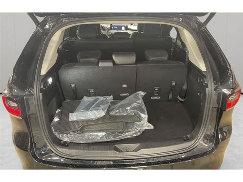 Used 2025 MAZDA CX-90 3.3 Turbo w/ Preferred Package AWD/4WD image 12
