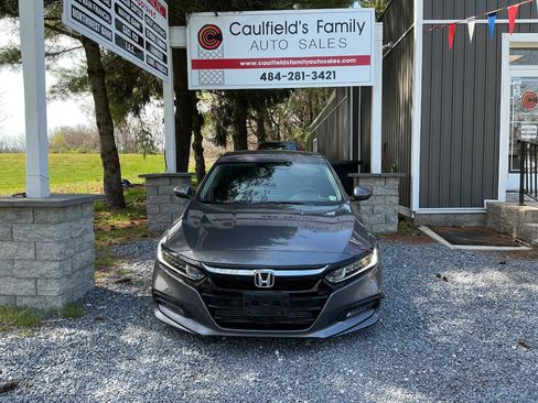 Used 2018 Honda Accord LX image 2