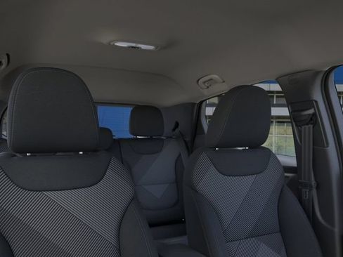 New 2027 Chevrolet Bolt LT w/ Comfort Package FWD image 24